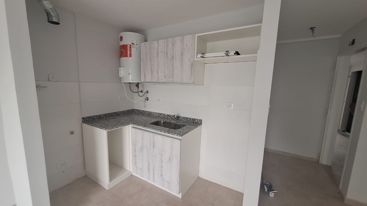 Venta Departamento 2 Ambientes En Muñiz con cochera