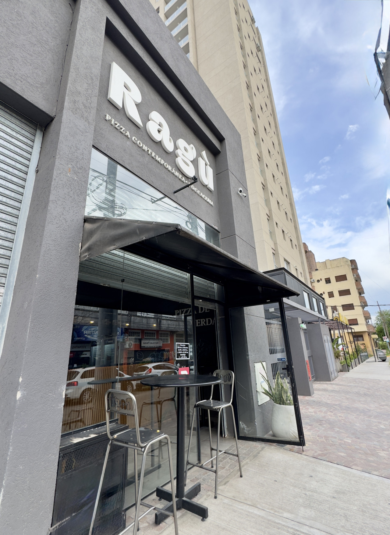 FONDO DE COMERCIO GASTRONÓMICO EN MUÑIZ, SAN MIGUEL